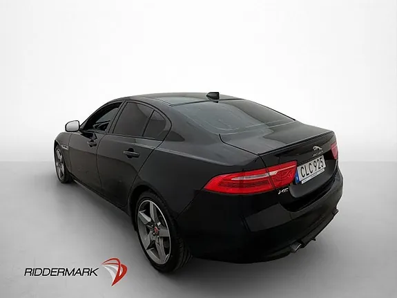 Jaguar Xe 2019 photo 4