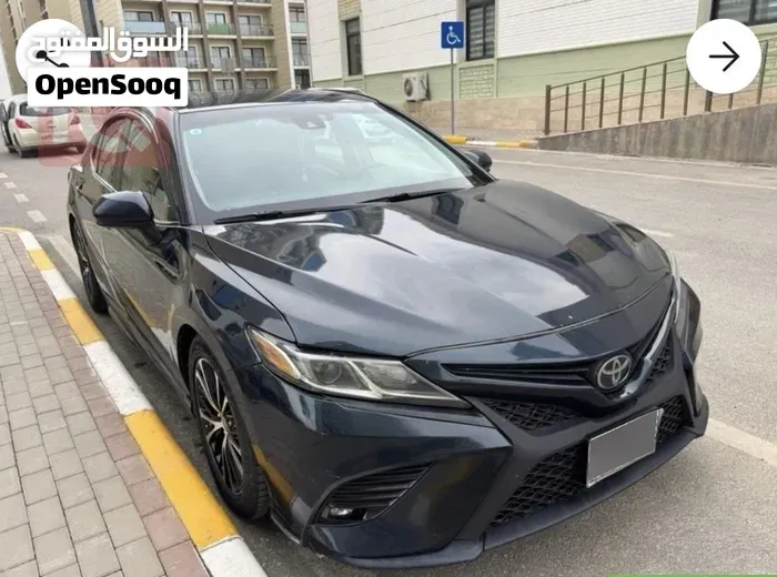 Toyota Camry 2020 photo 2