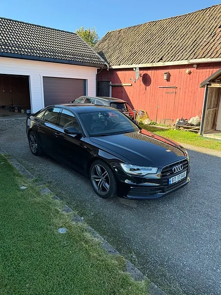 Audi A6 2012 photo 2