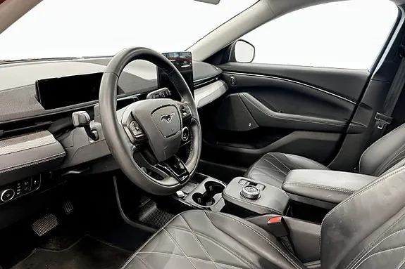 Ford Mustang Mach-E 2022 photo 5