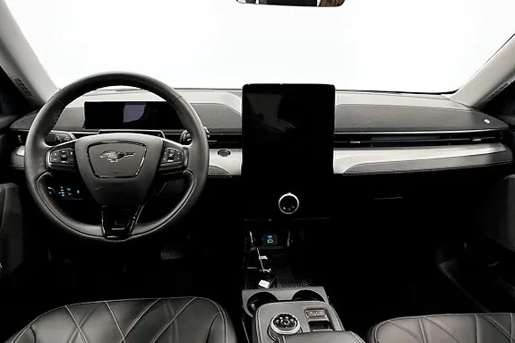 Ford Mustang Mach-E 2022 photo 4