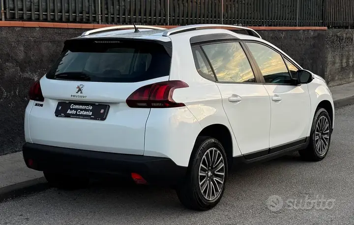 Peugeot 2008 2017 photo 4