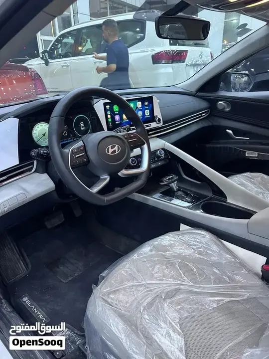 Hyundai Elantra 2026 photo 3