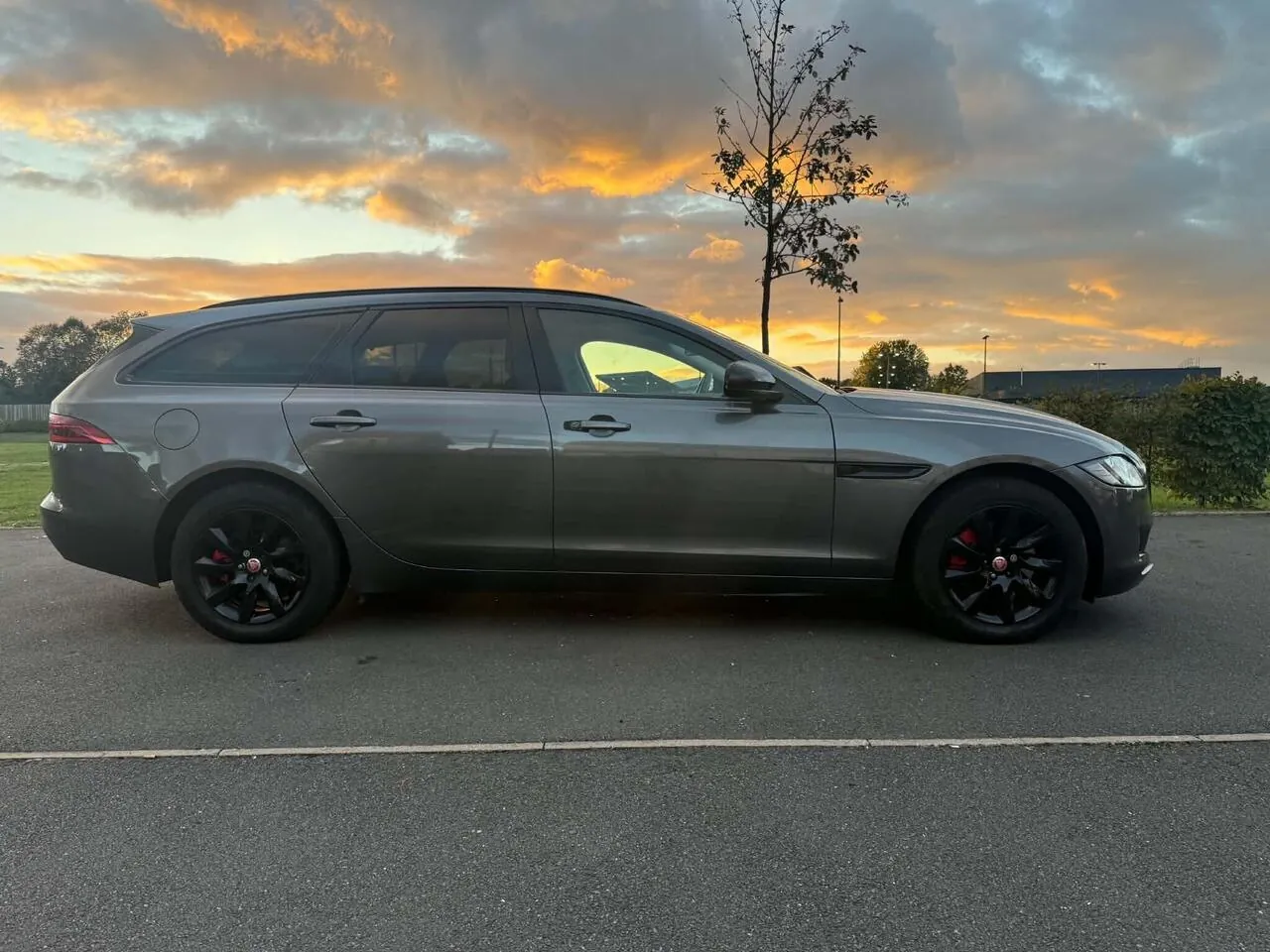 Jaguar Xf 2018 photo 5