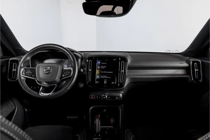 Volvo Xc40 2021 photo 3