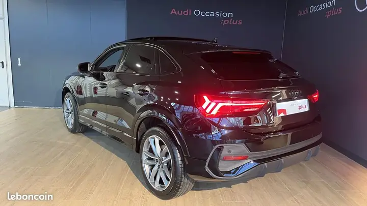Audi Q3 2023 photo 3