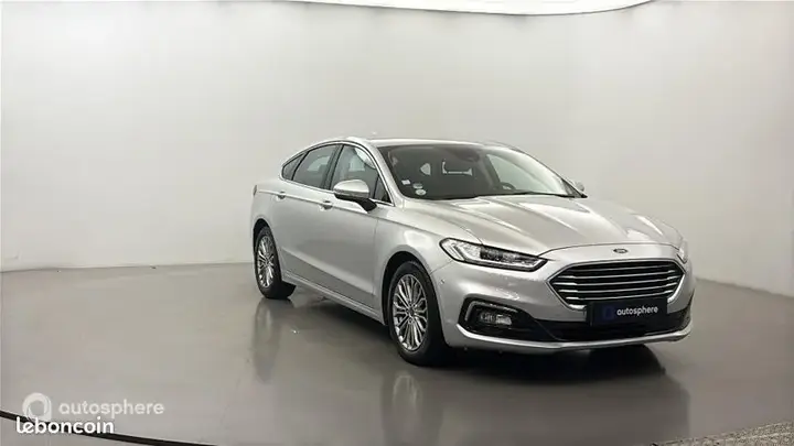 Ford Mondeo 2022 photo 3