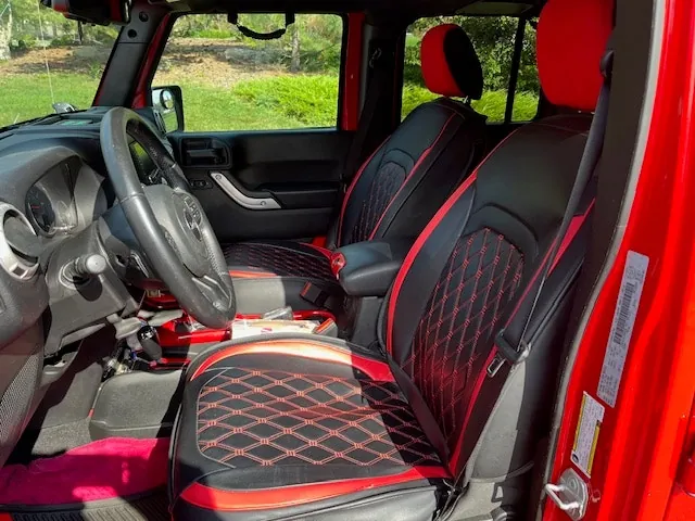 Jeep Wrangler Unlimited 2018 photo 2
