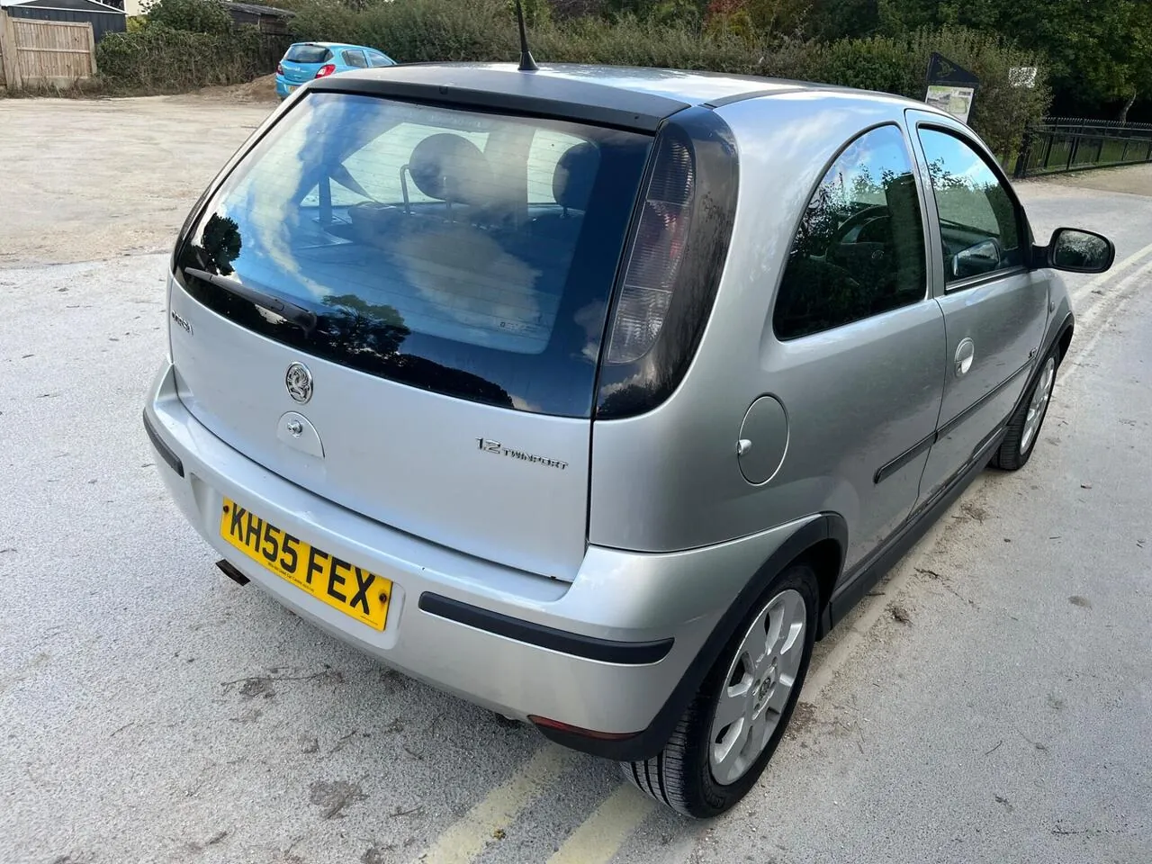 Vauxhall Corsa 2005 photo 5