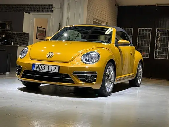 Volkswagen Beetle 2017 photo 2