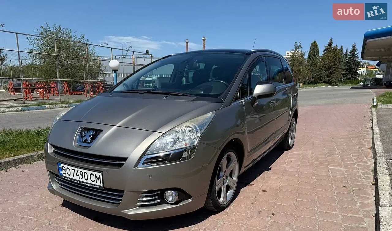 Peugeot 5008