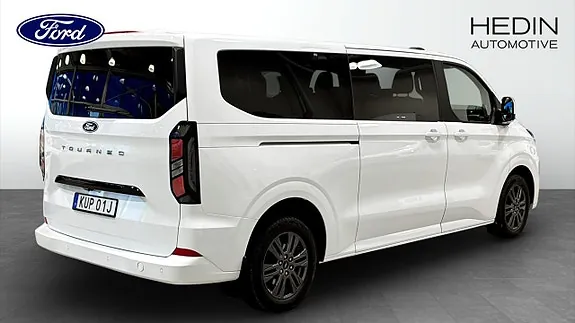 Ford Custom Tourneo 2024 photo 2