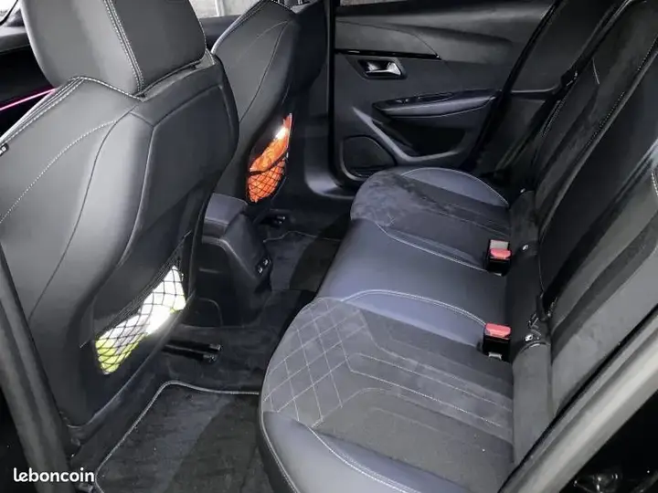 Peugeot 208 2022 photo 4