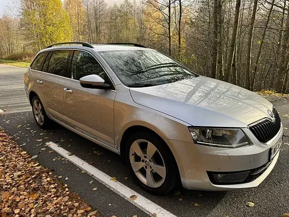Skoda Octavia 2014 photo 2