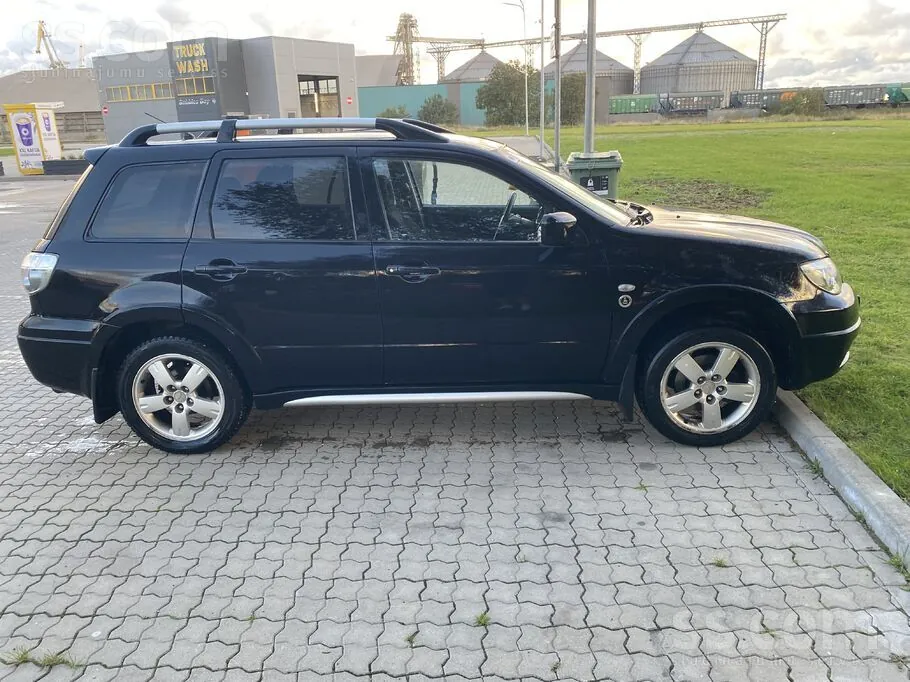 Mitsubishi Outlander 2006 photo 5
