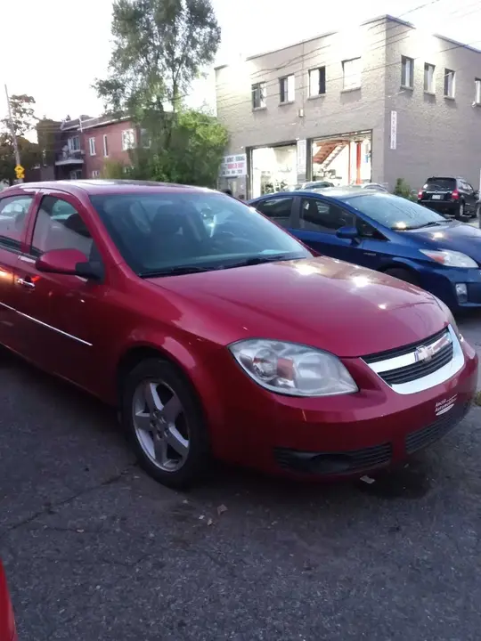 Chevrolet Cobalt 2010 photo 2