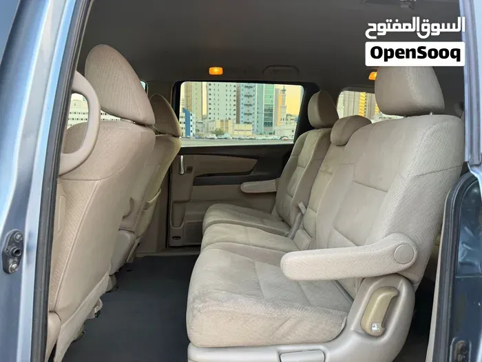 Honda Odyssey 2014 photo 4