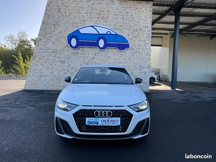 Audi A1 2021 photo 2