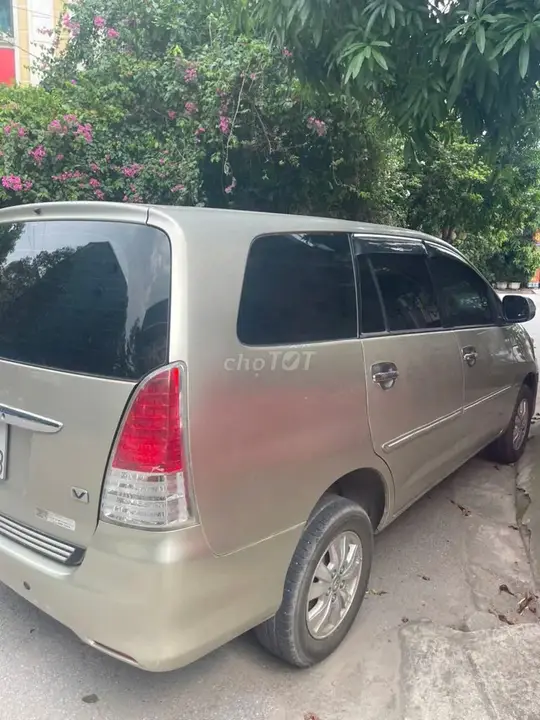 Toyota Innova 2008 photo 3