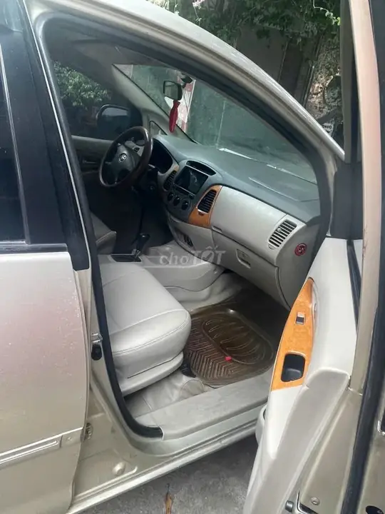 Toyota Innova 2008 photo 5