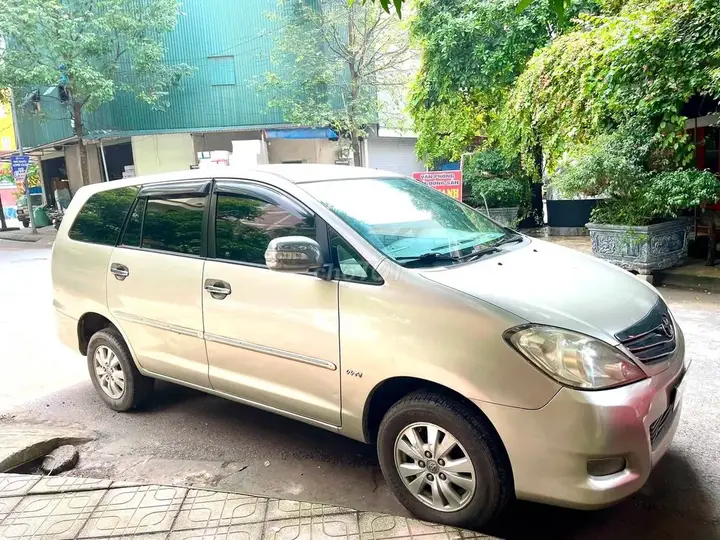 Toyota Innova