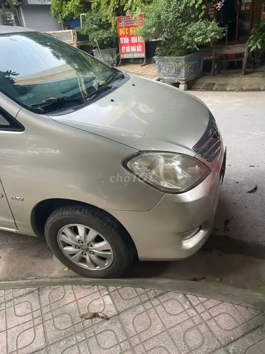 Toyota Innova 2008 photo 2
