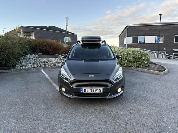 Ford S-Max 2016 photo 3