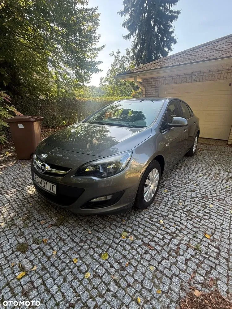 Opel Astra 2017 photo 4