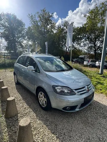 Volkswagen Golf Plus 2008 photo 2