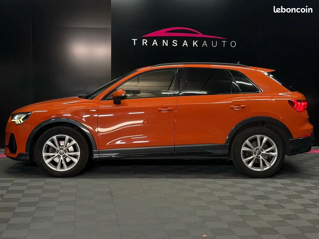Audi Q3 2019 photo 2