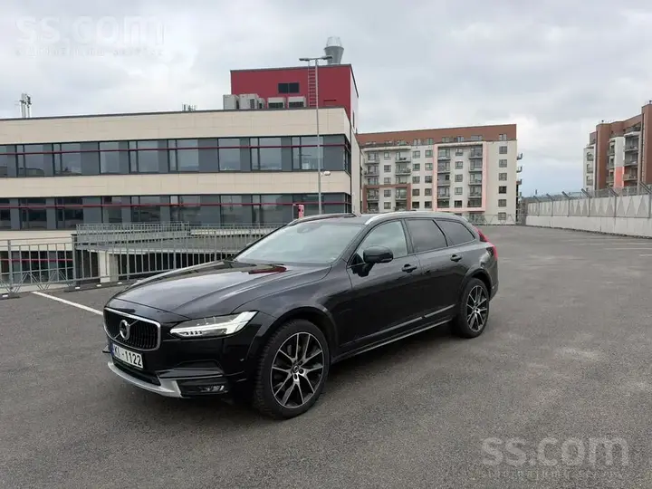 Volvo V90