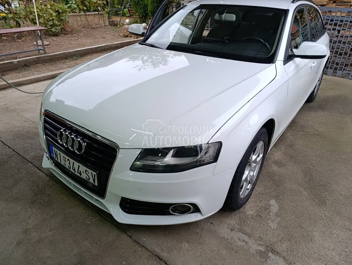 Audi A4 2009 photo 4