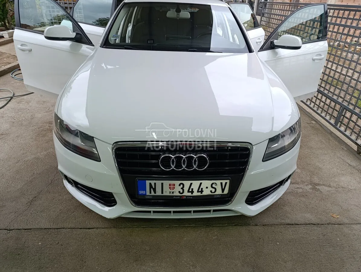 Audi A4 2009 photo 2