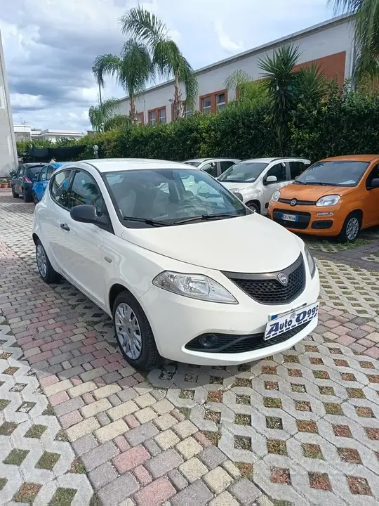 Lancia Ypsilon 2020 photo 3