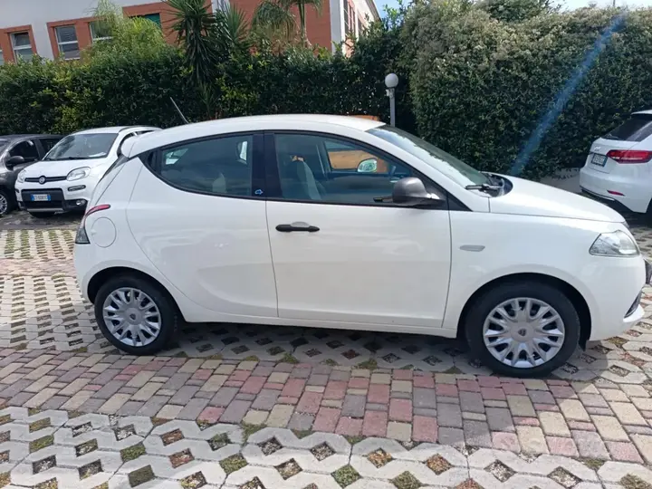 Lancia Ypsilon 2020 photo 4