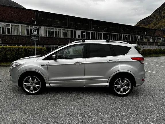 Ford Kuga 2015 photo 4