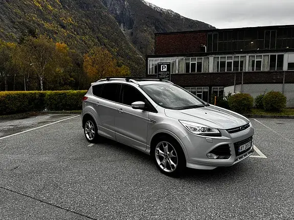 Ford Kuga 2015 photo 2