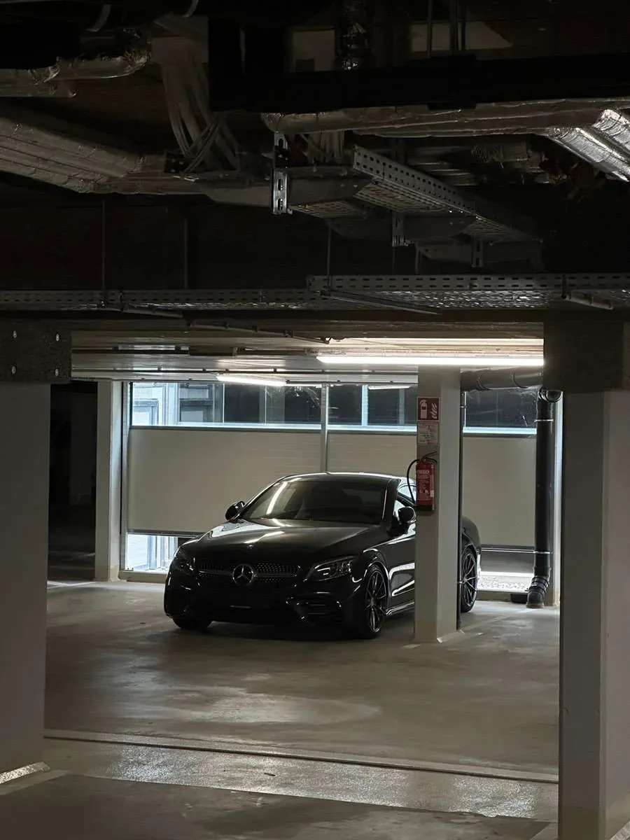 Mercedes-Benz C-Class 2019 photo 2