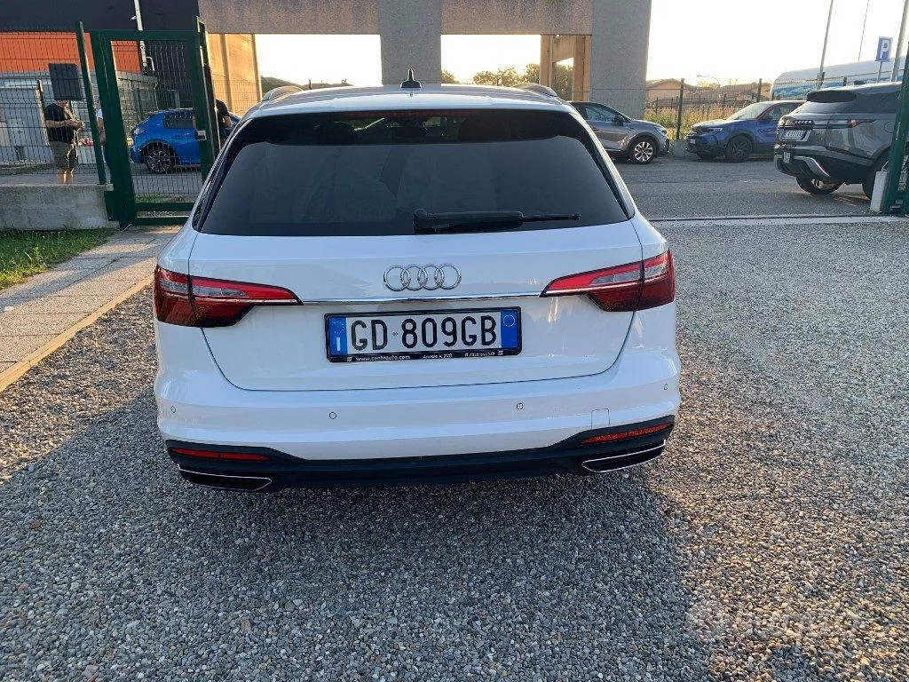 Audi A4 2021 photo 4