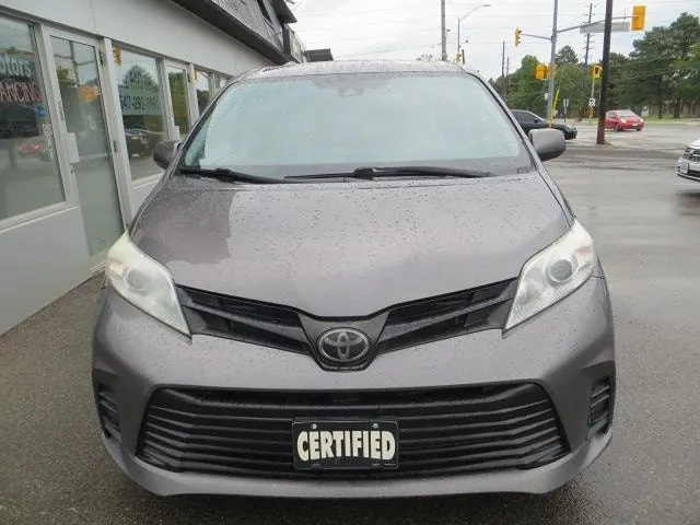 Toyota Sienna 2019 photo 3