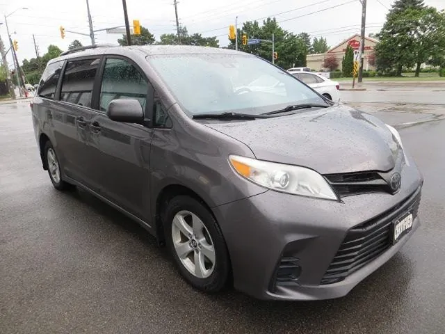 Toyota Sienna 2019 photo 4