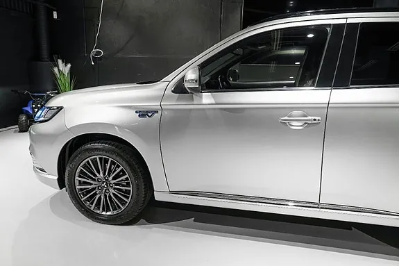 Mitsubishi Outlander 2020 photo 3