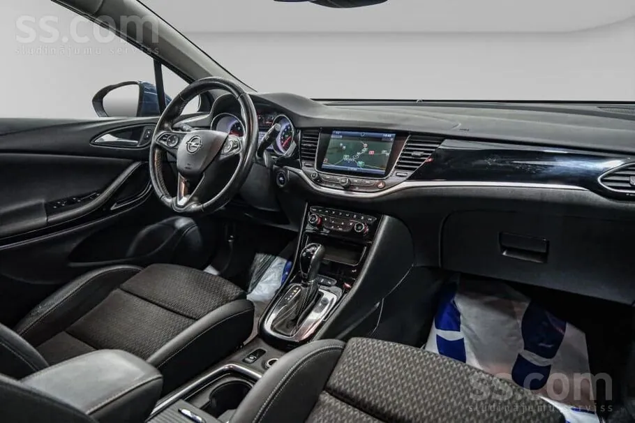 Opel Astra 2018 photo 5
