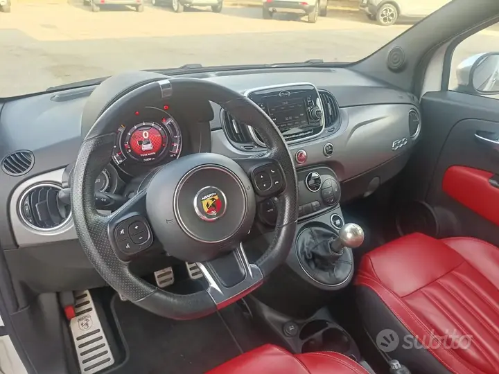 Abarth 595 2017 photo 2