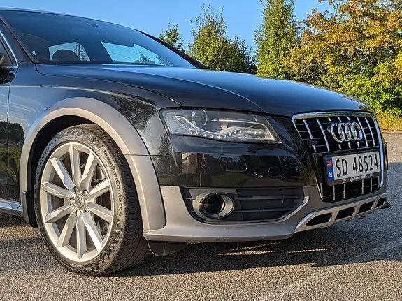 Audi A4 Allroad 2010 photo 2