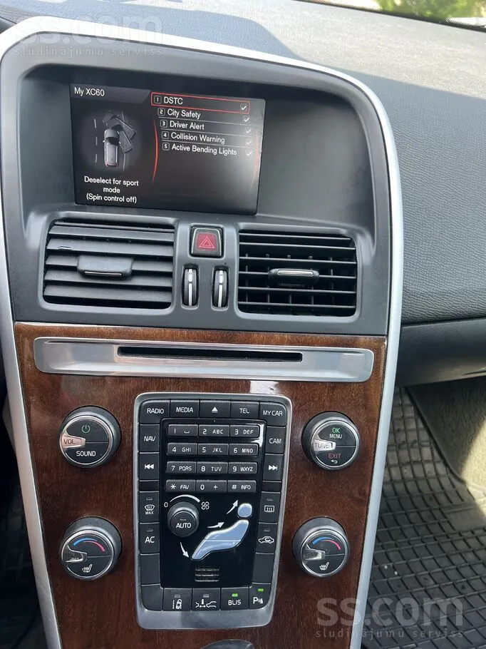 Volvo Xc60 2011 photo 3