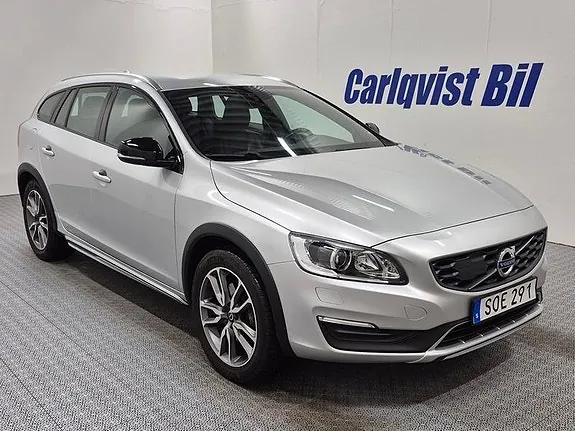 Volvo V60 Cross Country 2017 photo 3