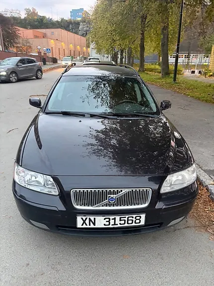 Volvo V70 2005 photo 2