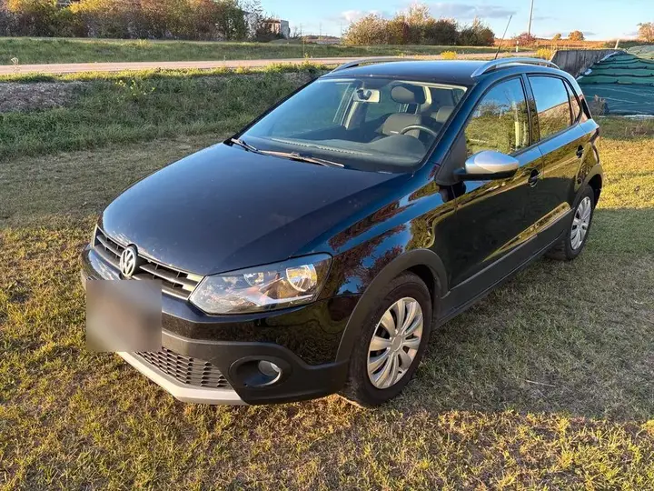 Volkswagen Cross Polo