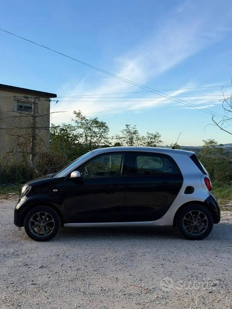 Smart Forfour 2016 photo 2